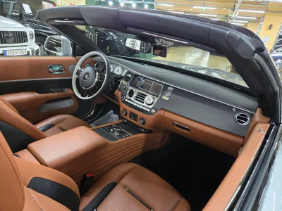 Rolls-Royce Dawn