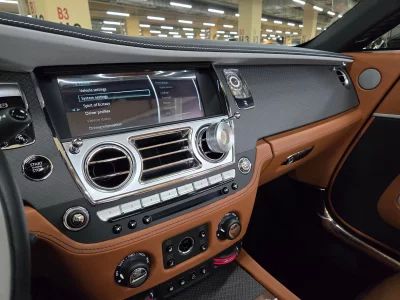 Rolls-Royce Dawn