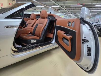 Rolls-Royce Dawn