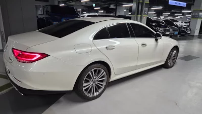 Mercedes-Benz CLS-Class