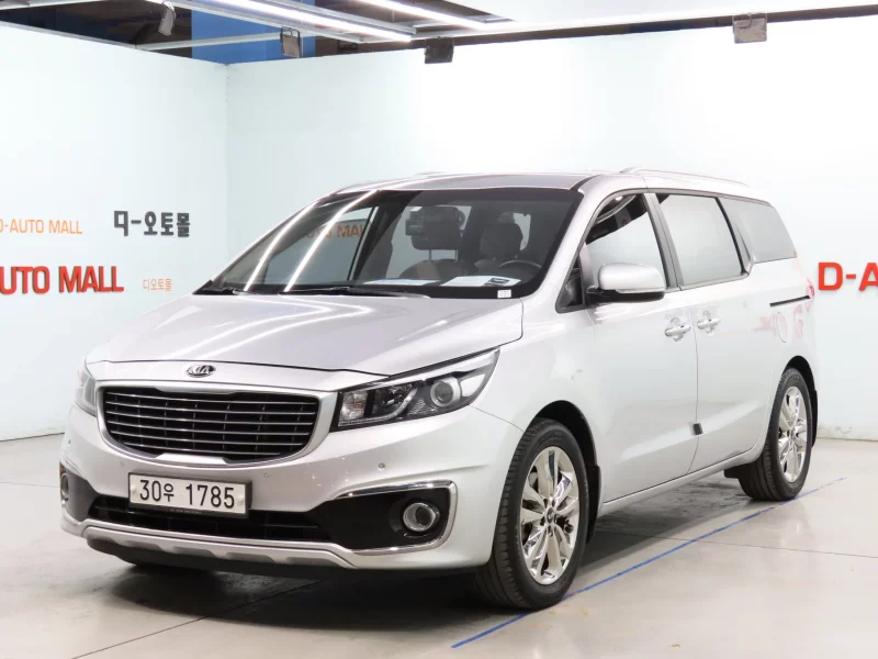 Kia Carnival