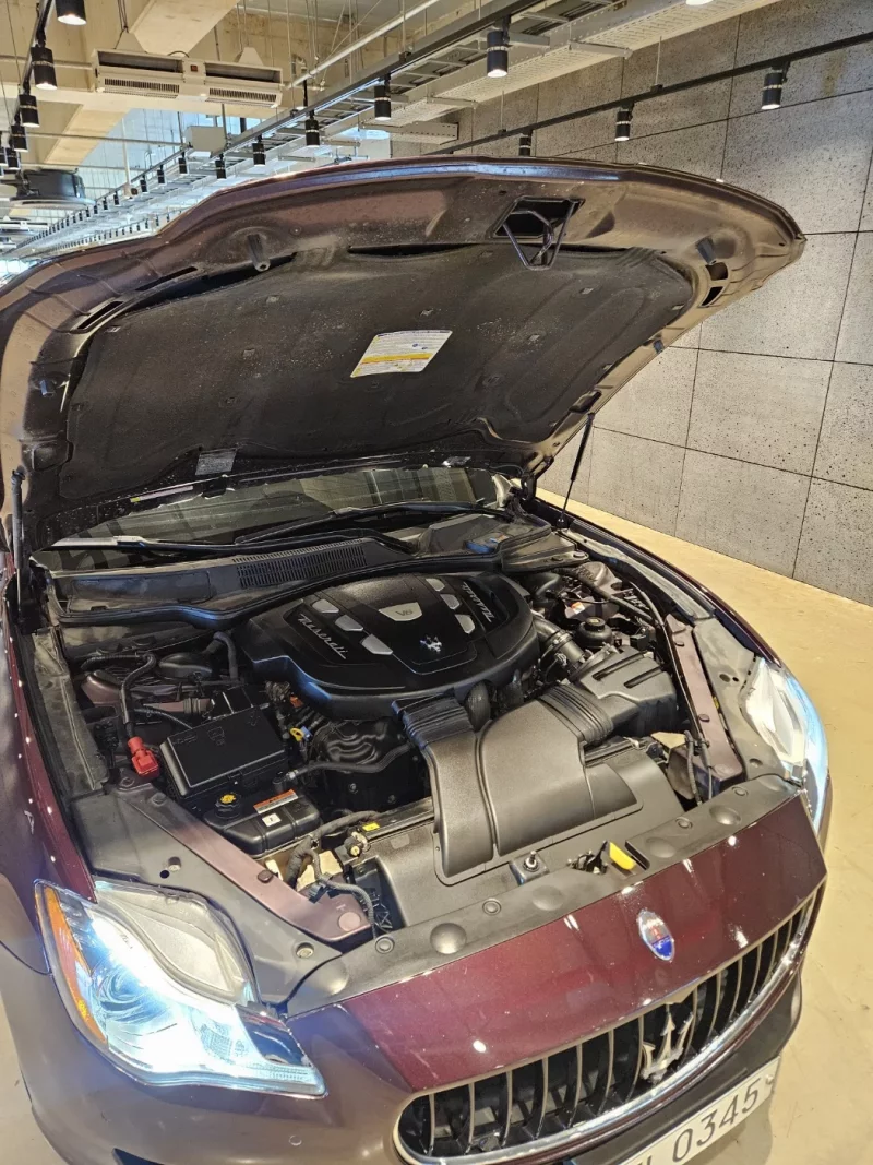 Maserati QUATTROPORTE