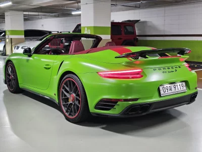 Porsche 911