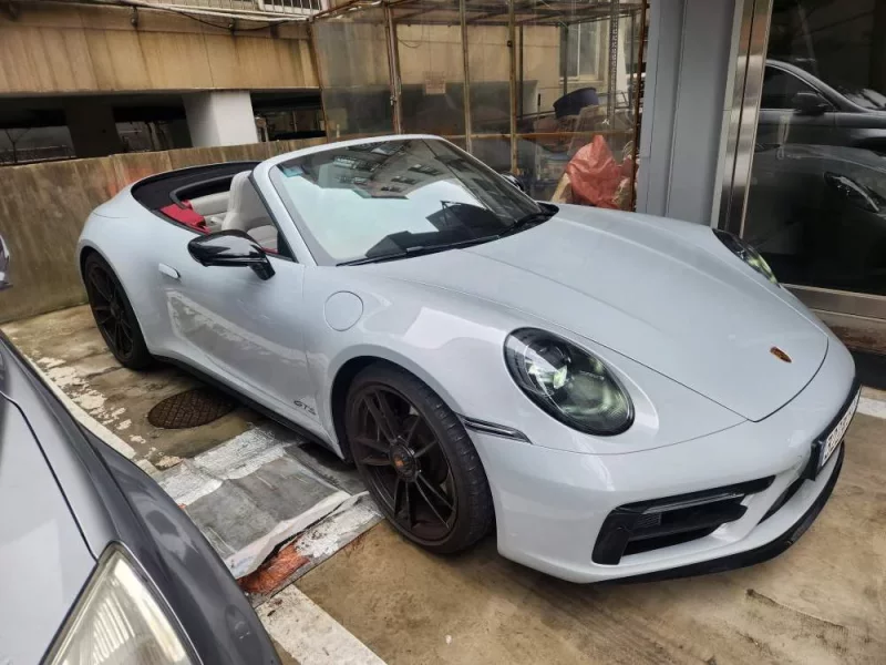 Porsche 911