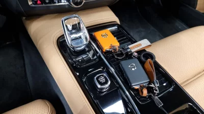 Volvo S90