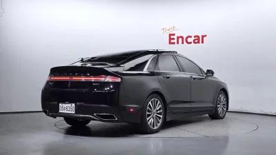 Lincoln MKZ