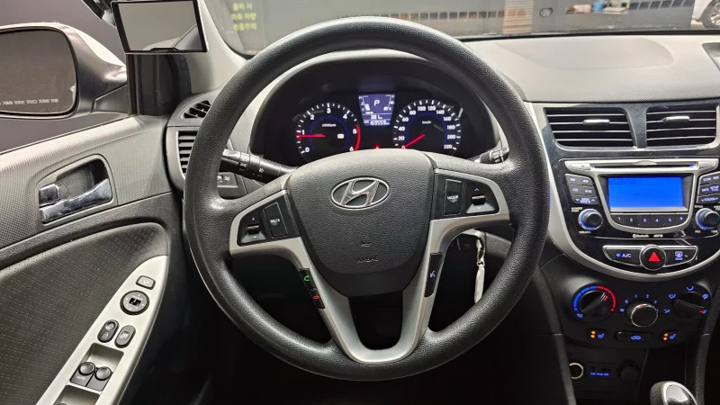 Hyundai Accent