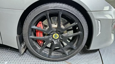 Lotus EVORA