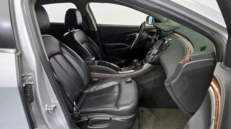 Daewoo Alpheon