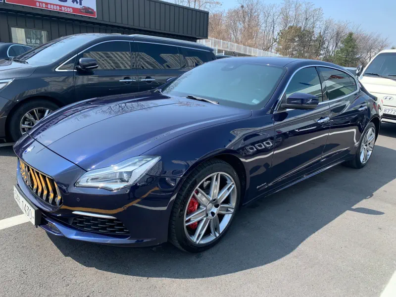Maserati Quattroporte