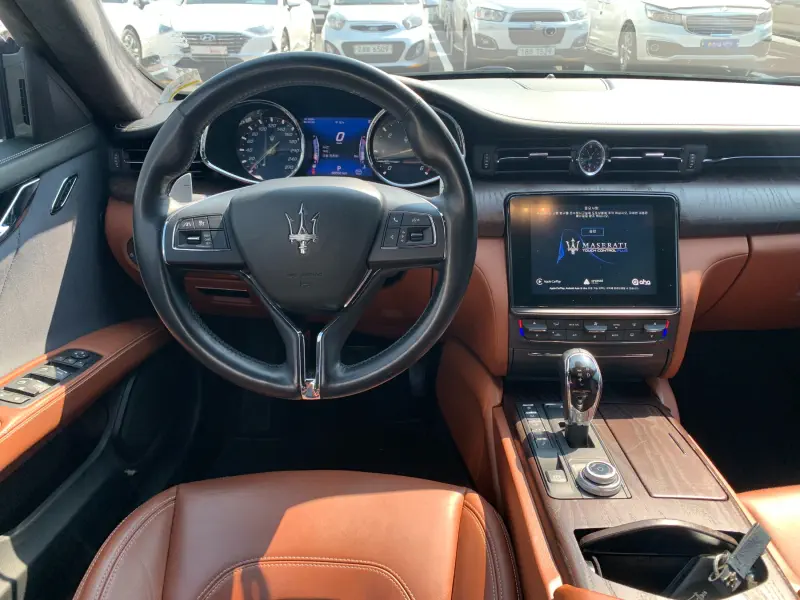 Maserati Quattroporte