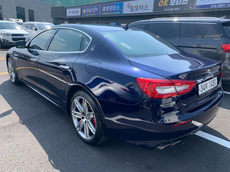Maserati Quattroporte