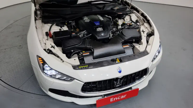 Maserati Ghibli