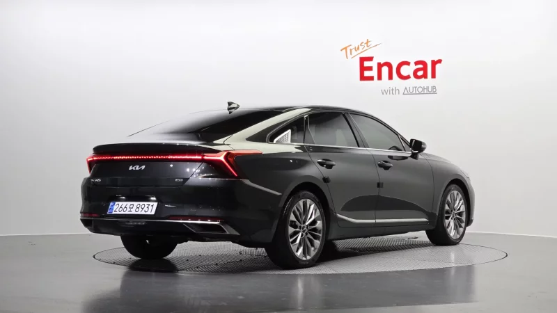 Kia K8