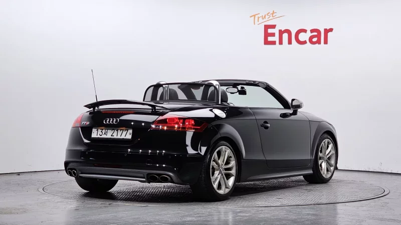 Audi TTS