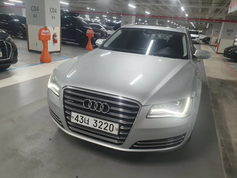 Audi A8