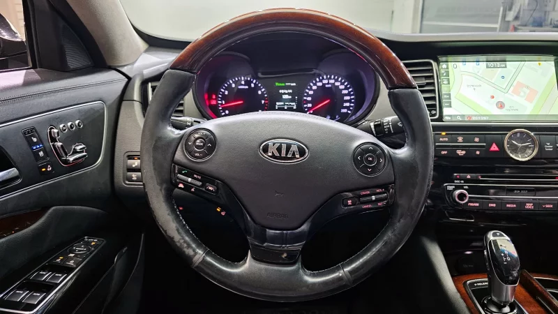 Kia K9