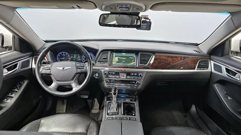 Hyundai Genesis