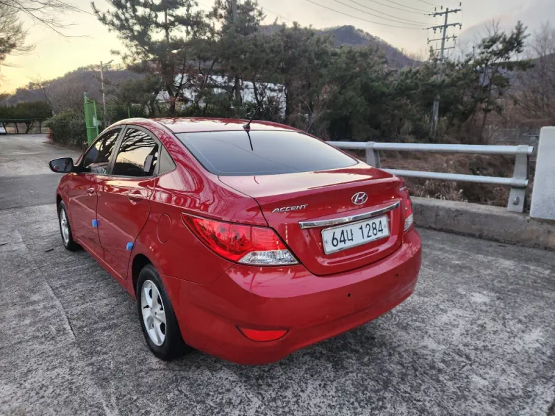 Hyundai Accent