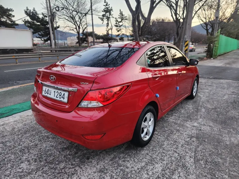 Hyundai Accent
