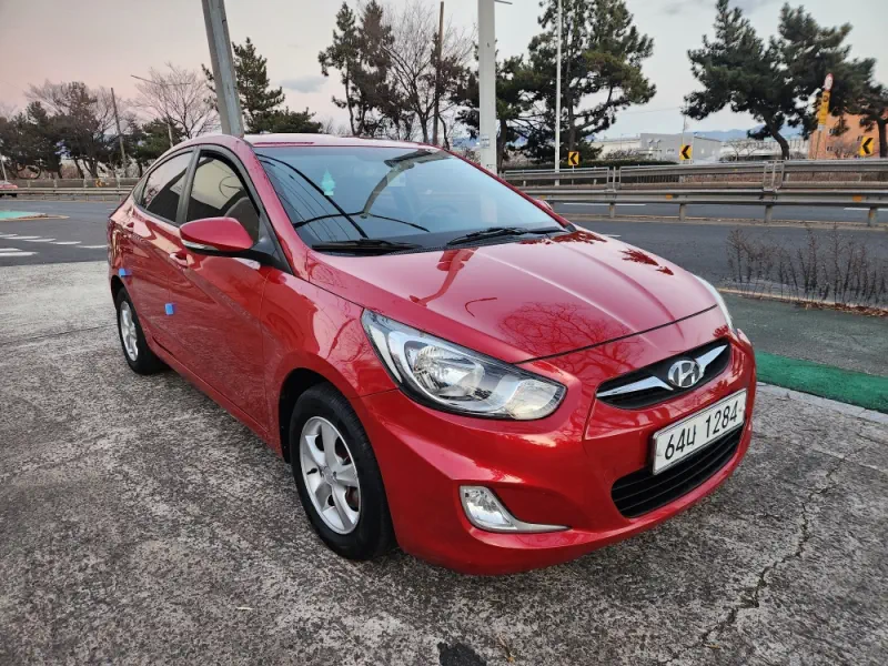 Hyundai Accent