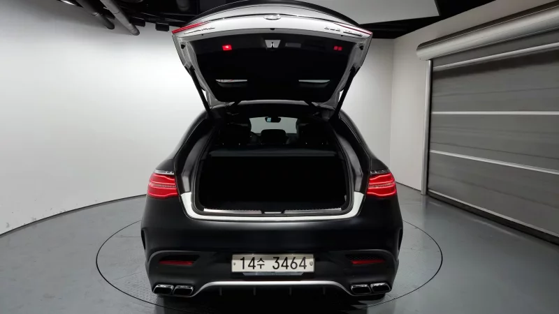 Mercedes-Benz GLE-Class