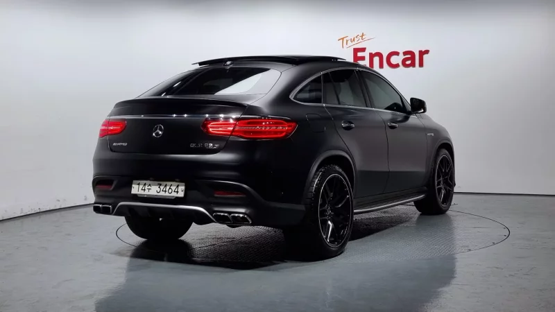 Mercedes-Benz GLE-Class