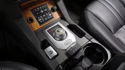Land Rover DISCOVERY