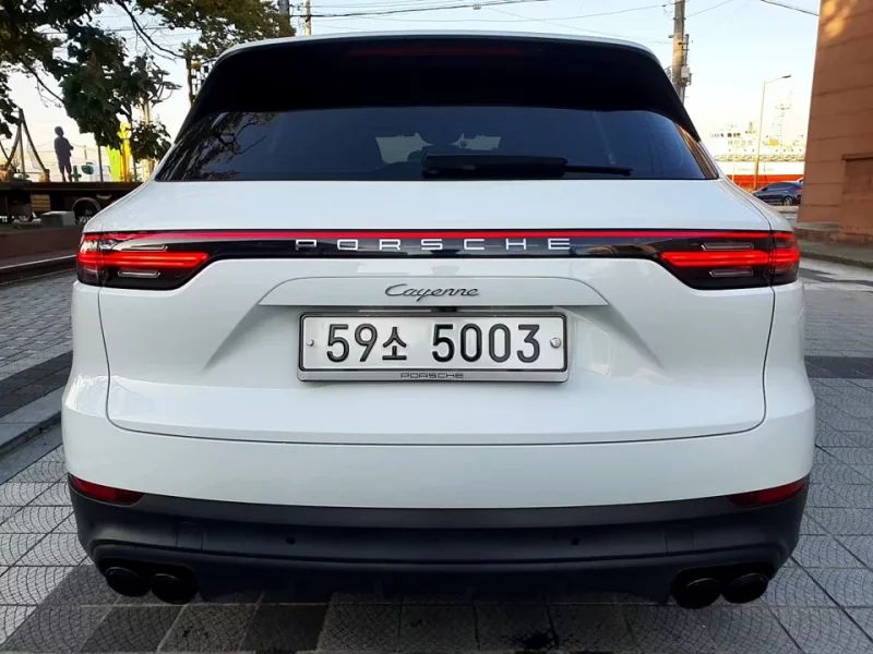 Porsche CAYENNE