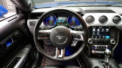 Ford MUSTANG