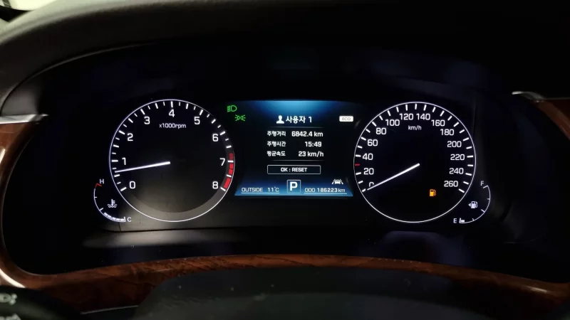 Hyundai Equus