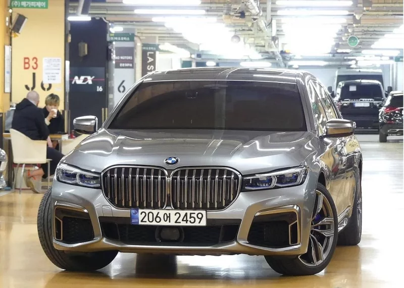 BMW 7-Series