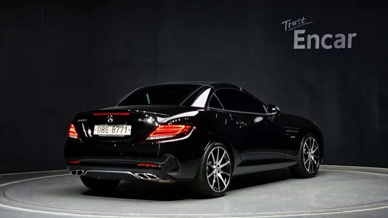 Mercedes-Benz SLC-Class