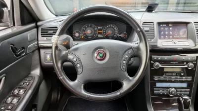 Kia OPIRUS
