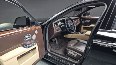 Rolls-Royce GHOST