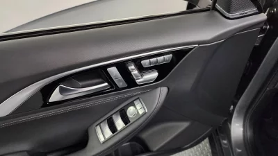 Infiniti Q30