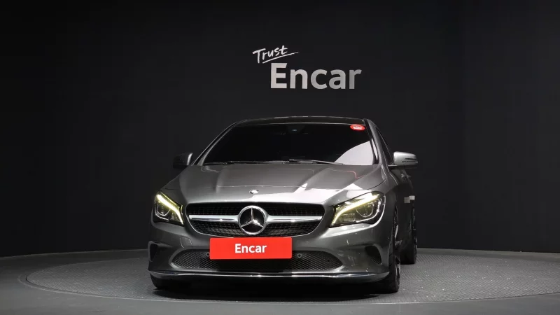 Mercedes-Benz CLA-Class