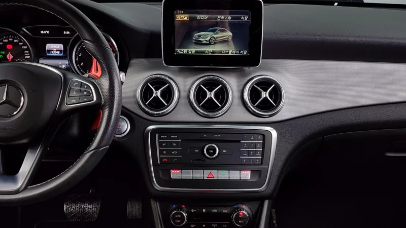 Mercedes-Benz CLA-Class