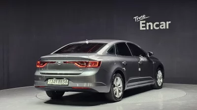 Renault Samsung SM6
