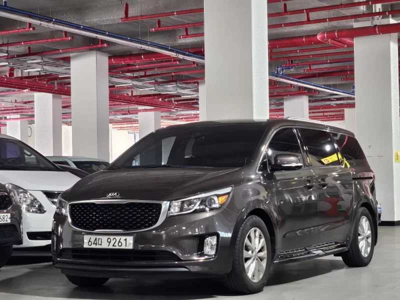 Kia Carnival