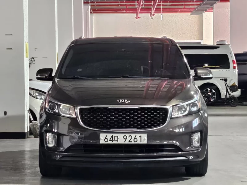 Kia Carnival