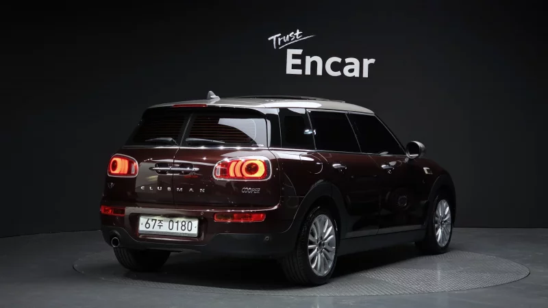 MINI Clubman