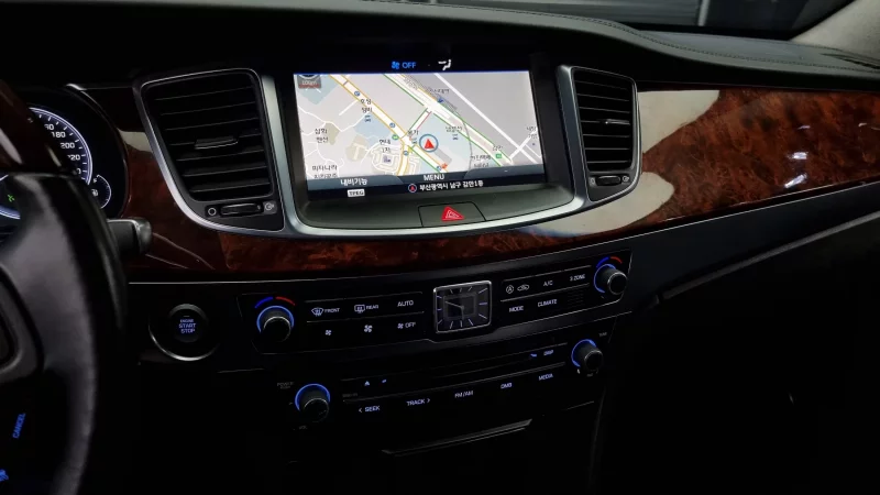 Hyundai Equus