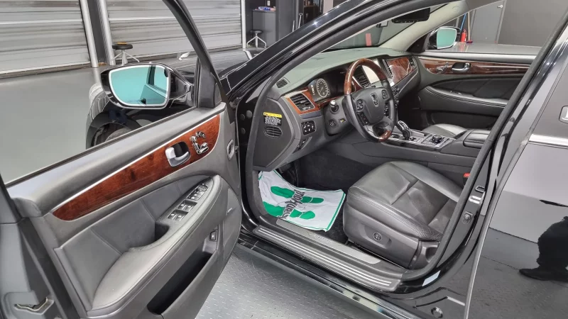 Hyundai Equus