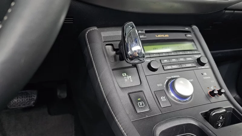Lexus CT200h