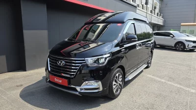 Hyundai Starex