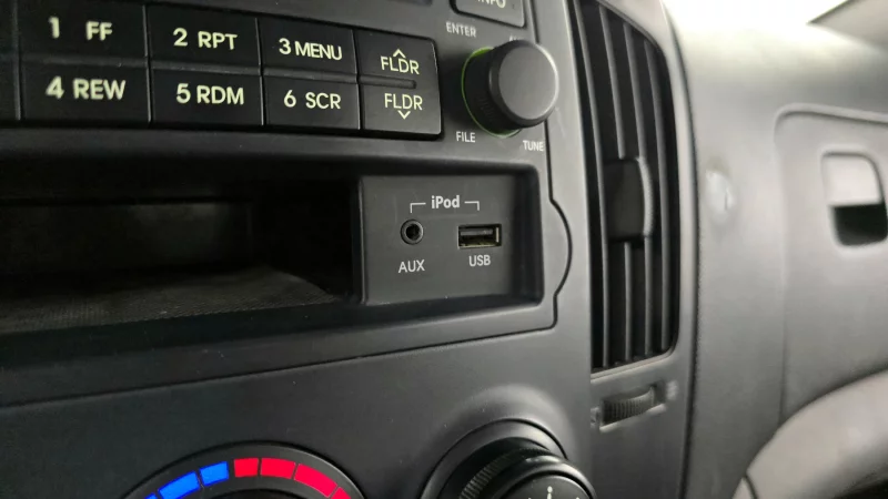 Hyundai Grand Starex