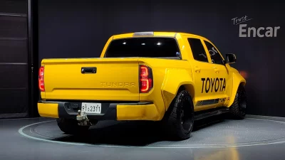 Toyota TUNDRA