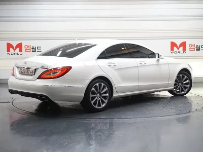 Mercedes-Benz CLS-Class
