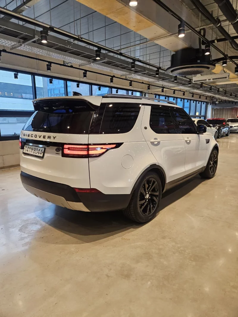 Land Rover DISCOVERY